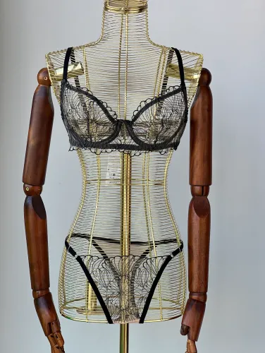 Non-padded bra & G-string set