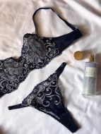 Non-padded bra 
